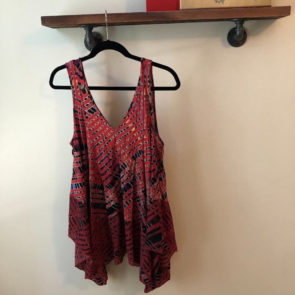 Patterned Tank